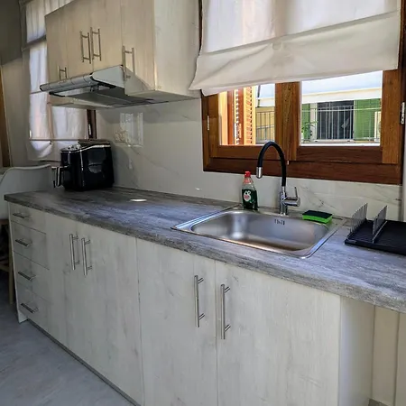 Mirabilis アパート